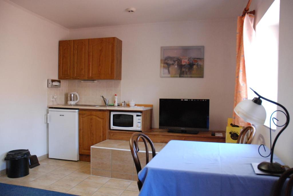 Hotel U Ruze Slavonice Bilik gambar