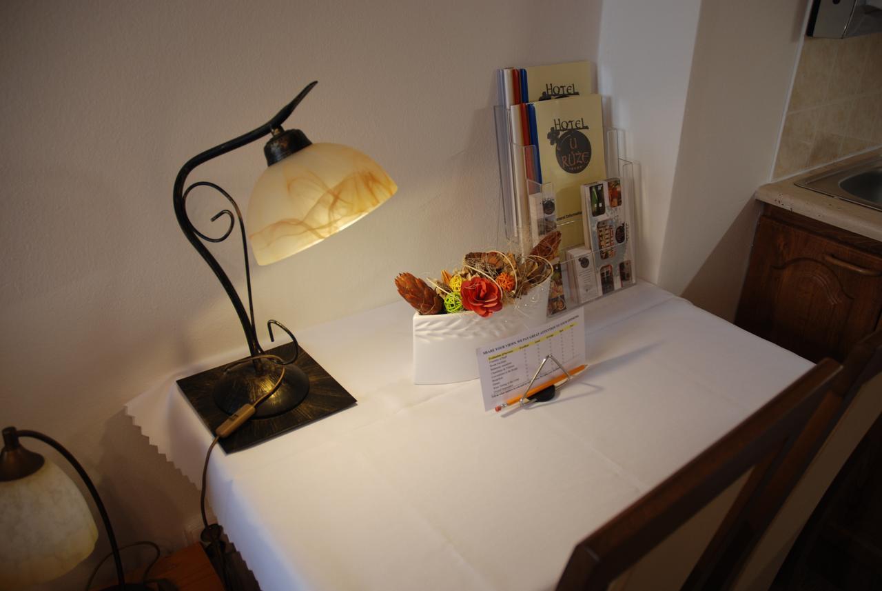 Hotel U Ruze Slavonice Luaran gambar