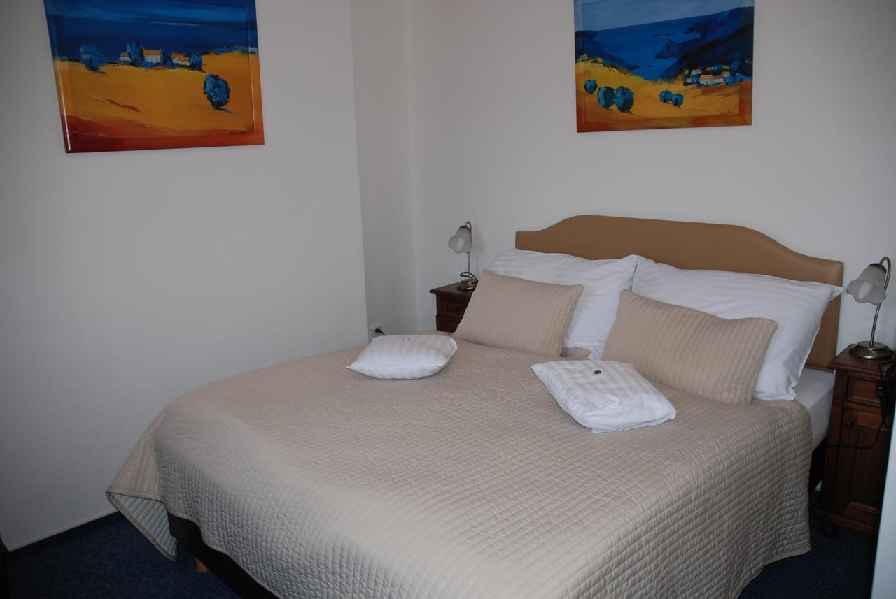 Hotel U Ruze Slavonice Luaran gambar